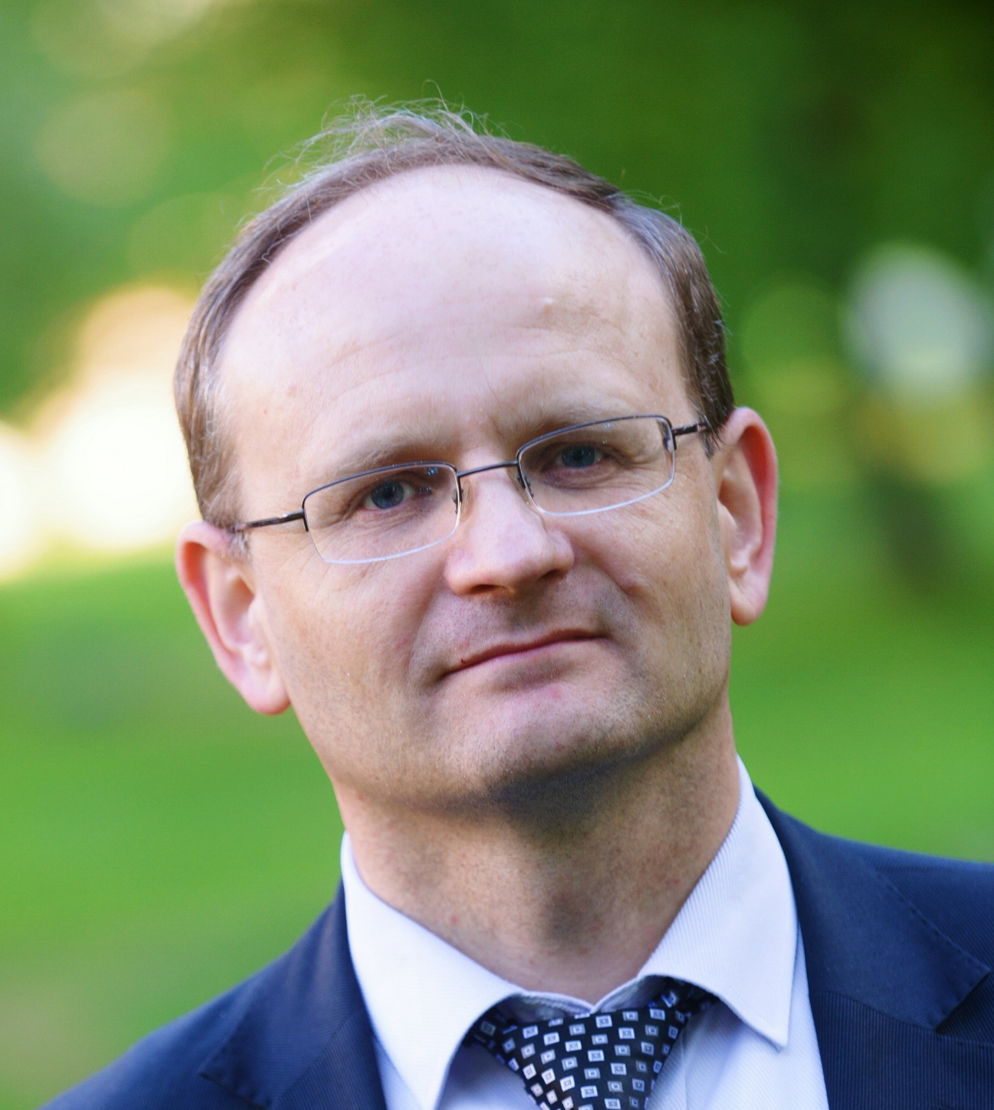 Владимир Кузуро