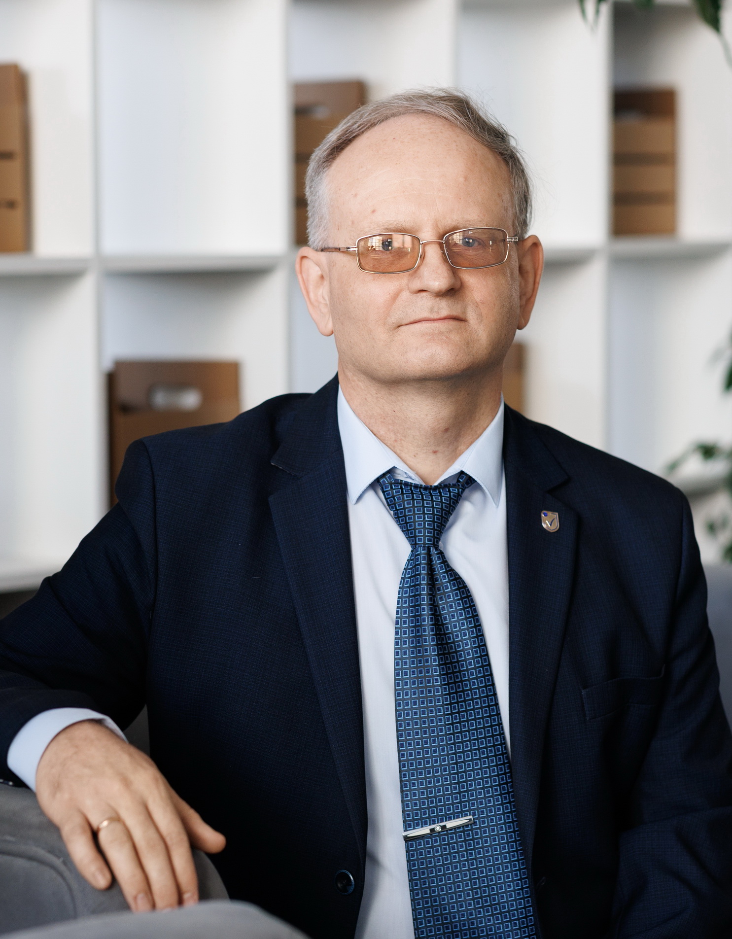 Владимир Кузуро